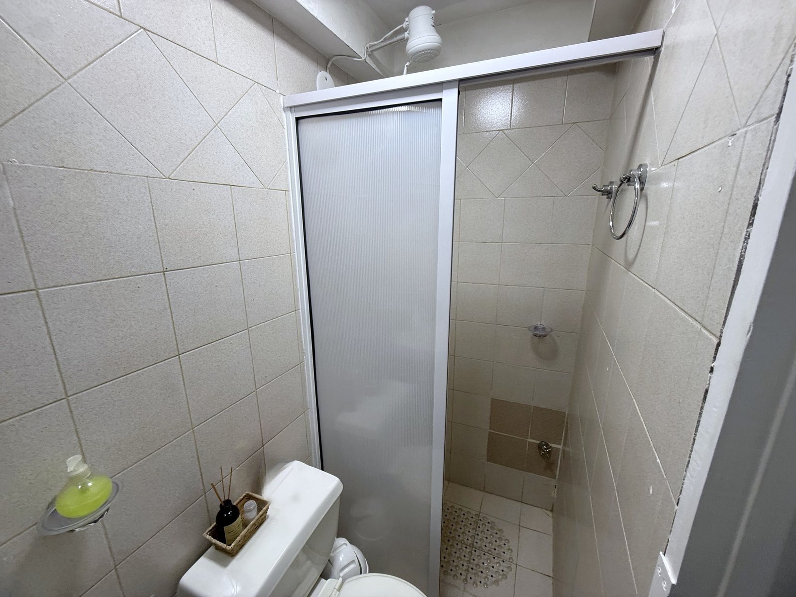 Ducha con mampara – Tempo A, Posadas